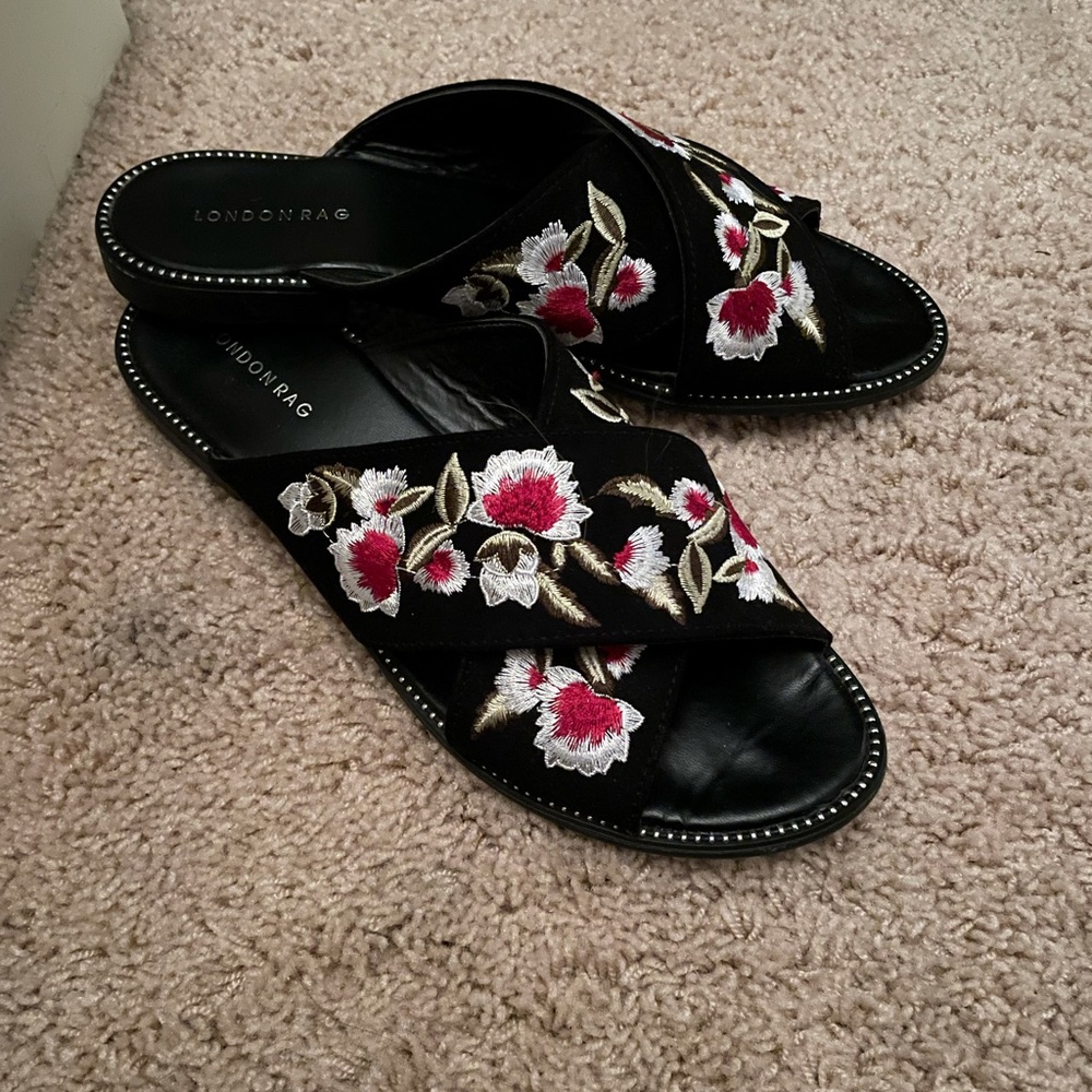 London Rag Size 9 slide sandals